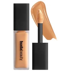 HUDA BEAUTY fauxfilter luminous matte buildable coverage crease proof concealer